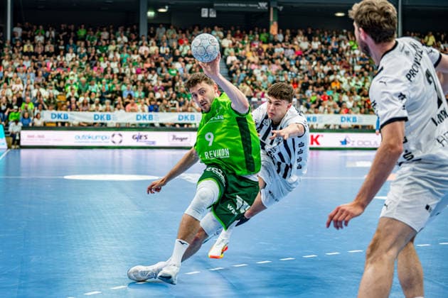 Handball Bundesliga HSG Wetzlar THW Kiel, 02 05 26 Niklas Theiß HSG Wetzlar, 9 , Rasmus Ankermann THW Kiel, 22 , Handball Bundesliga HSG Wetzlar THW Kiel Wetzlar, 02 05 26 Copyright: xBEAUTIFULxSPORTS Roeczeyx