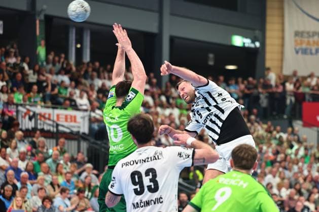 Goal throw by Harald Reinkind THW Kiel, 06 GER, HSG Wetzlar vs THW Kiel, Handball, 1 Bundesliga, Matchday 30, Season 2025 2026, 02 05 2026 GER, HSG Wetzlar vs THW Kiel, Handball, 1 Bundesliga, Matchday 30, Season 2025 2026, 02 05 2026 Wetzlar Copyright: xEibner-Pressefoto RenexWeissx EP_RWS