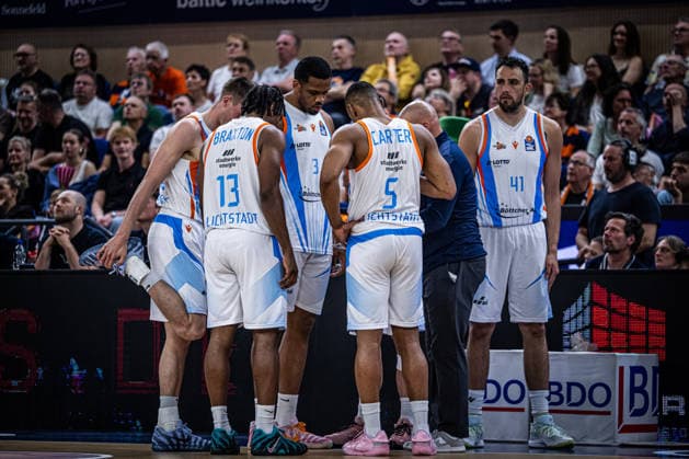 Rostock, Germany 02 May 2026 1 BBL 2025 2026 Sp 32 Rostock Seawolves vs Science City Jena In the picture The team from Jena Copyright: xFotostandx xVoelkerx