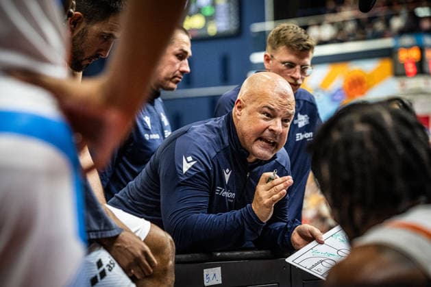 Rostock, Germany 02 May 2026 1 BBL 2025 2026 Sp 32 Rostock Seawolves vs Science City Jena In the picture Mike Taylor Science City Jena during a timeout Copyright: xFotostandx xVoelkerx