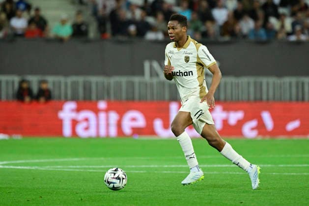 FOOTBALL : OGC Nice VS RC Lens - Ligue 1 McDonald s - 02 05 2026 Mamadou SangarÃ (RC Lens) - Ligue 1 McDonald™s match between OGC Nice and Racing Club de Lens on May 2, 2026 at the Allianz Riviera Stadium in Nice. NiceFrance  Copyright: xWilliamxCannarellax