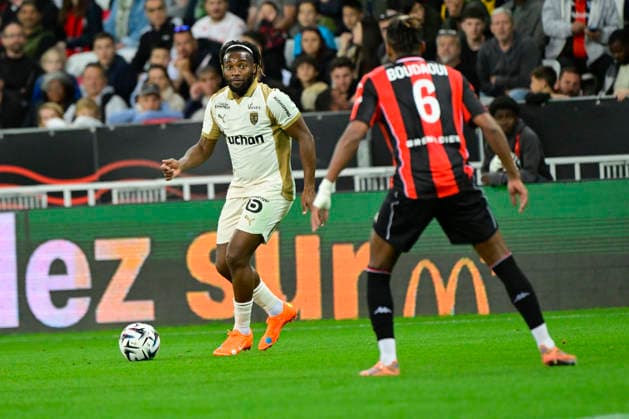 FOOTBALL : OGC Nice VS RC Lens - Ligue 1 McDonald s - 02 05 2026 Allan Saint-Maximin (RC Lens) - Ligue 1 McDonald™s match between OGC Nice and Racing Club de Lens on May 2, 2026 at the Allianz Riviera Stadium in Nice. NiceFrance  Copyright: xWilliamxCannarellax