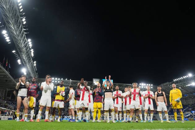 Genoa™s players celebrate the players celebrate their stay in Serie A next season during the Serie A soccer match between Atalanta and Genoa at the New Balance Stadium in Bergamo , north Italy - Saturday , May 02 , 2026. - Soccer .  Copyright: xSpada LaPressex