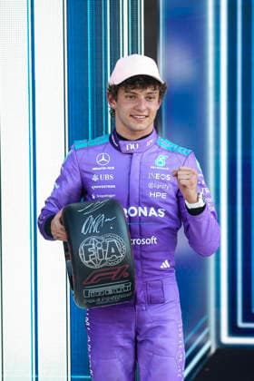F1 - MIAMI GRAND PRIX 2026 KIMI ANTONELLI Andrea (ita), Mercedes AMG F1 Team W16, portrait pole position during the Formula 1 Miami Grand Prix 2026, 4th round of the 2026 Formula One World Championship, WM, Weltmeisterschaft from May 1 to 3, 2026 on the Miami International Autodrome, in Miami Gardens, USA - Miami GardensUnited States  Copyright: xXavixBonillax