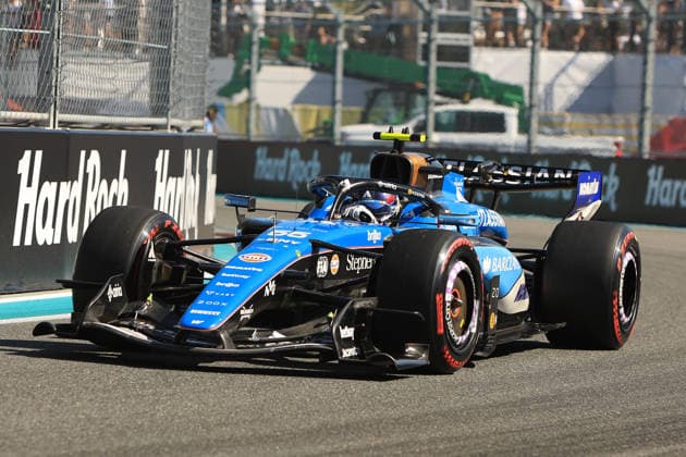 RECORD DATE NOT STATED 2nd May 2026; Miami International Autodrome, Miami, Florida, United States of America; 2026 FIA Formula 1 Miami Grand Prix; Qualifying; Carlos Sainz (55) of Spain and Atlassian Williams F1 Team races into turn 12 JeffxRobinson