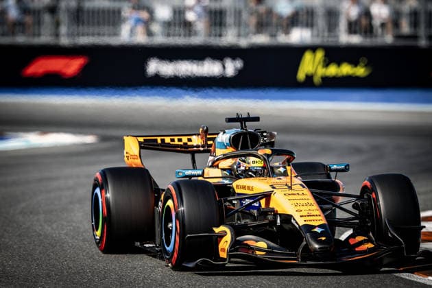 Miami, Florida, USA - May 2, 2026: Oscar Piastri of Australia driving the (81) McLaren Mastercard Formula 1 Team MCL40 during qualifying for the Miami Grand Prix 2026 at Hard Rock Stadium in Miami, USA  Copyright: xRichardxCallis SportsxPressxPhotox Sportspressphoto_SPR140144