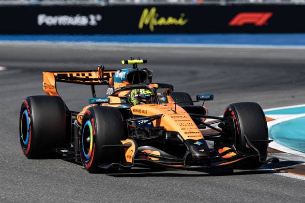 Miami, Florida, USA - May 2, 2026: Lando Norris of Great Britain driving the (1) McLaren Mastercard Formula 1 Team MCL40 during qualifying for the Miami Grand Prix 2026 at Hard Rock Stadium in Miami, USA  Copyright: xRichardxCallis SportsxPressxPhotox Sportspressphoto_SPR140194