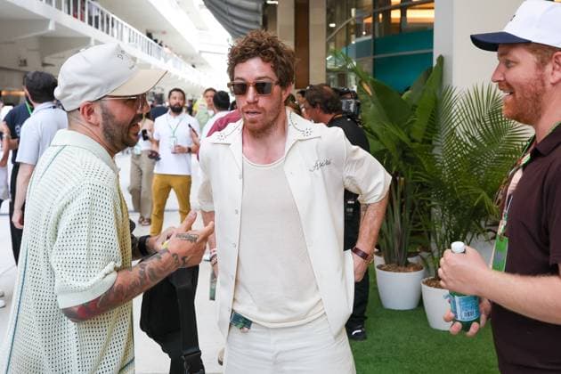 American snowboarder and skateboarder Shaun White, Grand Prix of Miami, Motorsport, Men, Formula 1, Qualifying, 02 05 2026 Miami Florida USA Copyright: xkolbert-press ChristianxKolbertx
