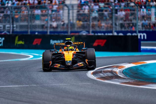 Formula 1 Miami Grand Prix 2026, USA - 02 May 2026 McLaren Formula 1 Team s British driver Lando Norris during the sprint race of the Formula 1 Miami Grand Prix 2026 Miami United States Copyright: xLucaxMartinix xSOPAxImagesx LMB02541