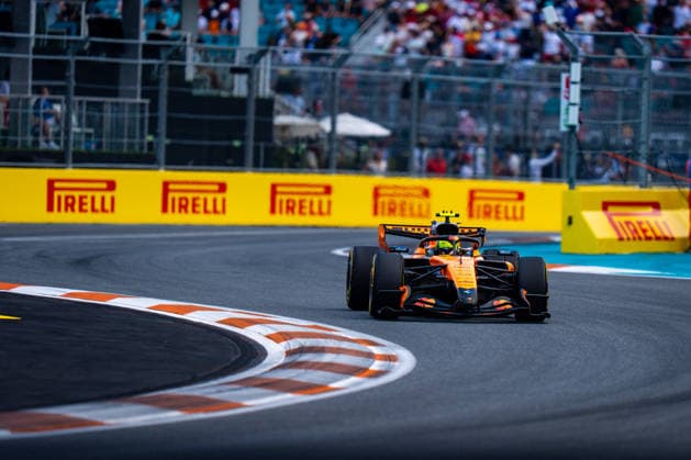 Formula 1 Miami Grand Prix 2026, USA - 02 May 2026 McLaren Formula 1 Team s British driver Lando Norris during the sprint race of the Formula 1 Miami Grand Prix 2026 Miami United States Copyright: xLucaxMartinix xSOPAxImagesx LMB02414
