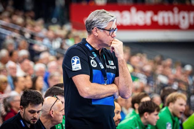 02 05 2026, xovx, Handball Daikin Handball Bundesliga, HSG Wetzlar THW Kiel Coach Runar Sigtryggsson HSG Wetzlar Wetzlar Buderus Arena Hessen Germany EN