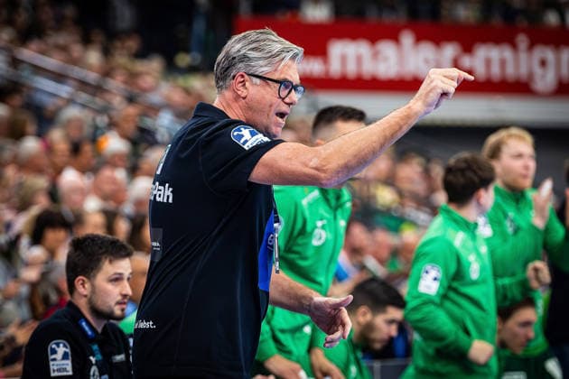 02 05 2026, xovx, Handball Daikin Handball Bundesliga, HSG Wetzlar THW Kiel Coach Runar Sigtryggsson HSG Wetzlar Wetzlar Buderus Arena Hessen Germany EN