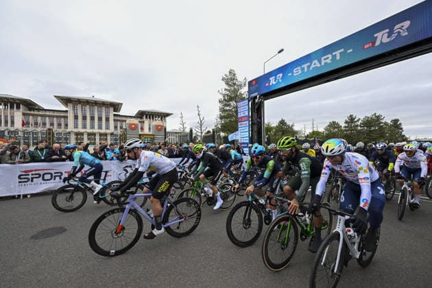 61st Presidential Cycling Tour of Turkiye ANKARA, TURKIYE - MAY 3: Cyclists compete during the eighth stage of the Presidential Cycling Tour of Turkiye 2026 (TUR 2026) on the Ankara-Ankara route in Ankara, Turkiye, on May 3, 2026. The race, held for the 61st time, is included in the Union Cycliste Internationale (UCI) Europe Tour calendar and is Turkiye’s only event in the ProSeries category. Utku Ucrak Anadolu Ankara Turkey. Editorial use only. Please get in touch for any other usage.  Copyright: x2026xAnadoluxUtkuxUcrakx