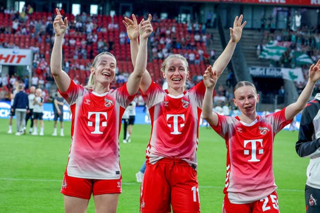 02 05 2026, xsscx, Women Football, 1 FC Köln Werder Bremen, 1 Soccer Bundesliga, 24 Matchday, RheinEnergie Stadion, Season 2025 2026 The team of 1 FC Köln celebrates their victory to 3 0 with Pauline Bremer 1 FC Köln 11 , Laura Donhauser 1 FC Köln 25 DFB regulations prohibit any use of photographs as image sequences and or quasi video Photo xSandraxScherningxPressefotoKochx Nordrhein Westfalen Germany