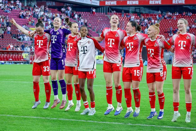 02 05 2026, xsscx, Women Football, 1 FC Köln Werder Bremen, 1 Soccer Bundesliga, 24 Matchday, RheinEnergie Stadion, Season 2025 2026 The team of 1 FC Köln celebrates their victory to 3 0 with Marina Hegering 1 FC Köln 33 , Lisa Schmitz 1 FC Köln 1 , Dora Zeller 1 FC Köln 19 , Lydia Andrade 1 FC Köln 17 , Celina Degen 1 FC Köln 5 , Amelie Bohnen 1 FC Köln 15 , Laura Vogt 1 FC Köln 8 , Anna Lena Stolze 1 FC Köln 7 DFB regulations prohibit any use of photographs as image sequences and or quasi video Photo xSandraxScherningxPressefotoKochx Nordrhein Westfalen Germany
