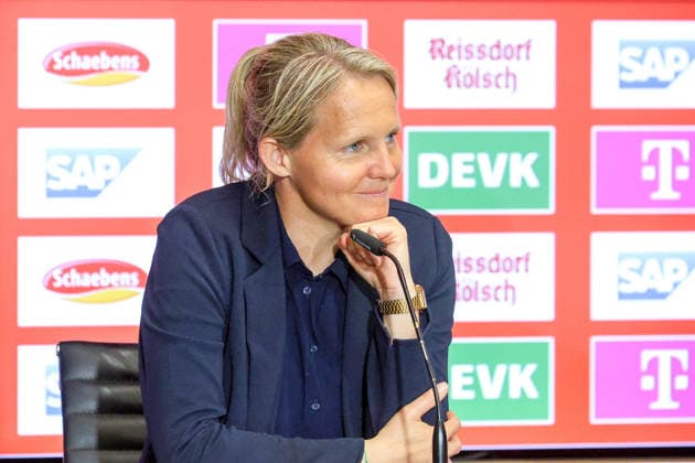 02 05 2026, xsscx, Frauen Fussball, 1 FC Köln Werder Bremen, 1 Fussball Bundesliga, 24 Spieltag, RheinEnergie Stadion, Saison 2025 2026 Friederike Kromp Cheftrainerin Werder Bremen DFB regulations prohibit any use of photographs as image sequences and or quasi video Photo xSandraxScherningxPressefotoKochx Nordrhein Westfalen Germany