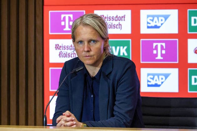 02 05 2026, xsscx, Frauen Fussball, 1 FC Köln Werder Bremen, 1 Fussball Bundesliga, 24 Spieltag, RheinEnergie Stadion, Saison 2025 2026 Friederike Kromp Cheftrainerin Werder Bremen DFB regulations prohibit any use of photographs as image sequences and or quasi video Photo xSandraxScherningxPressefotoKochx Nordrhein Westfalen Germany