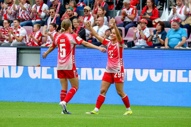 02 05 2026, xsscx, Women Football, 1 FC Köln Werder Bremen, 1 Soccer Bundesliga, 24 Matchday, RheinEnergie Stadion, Season 2025 2026 The team of 1 FC Köln celebrates their victory to 3 0 with Celina Degen 1 FC Köln 5 , Vanessa Leimenstoll 1 FC Köln 29 DFB regulations prohibit any use of photographs as image sequences and or quasi video Photo xSandraxScherningxPressefotoKochx Nordrhein Westfalen Germany