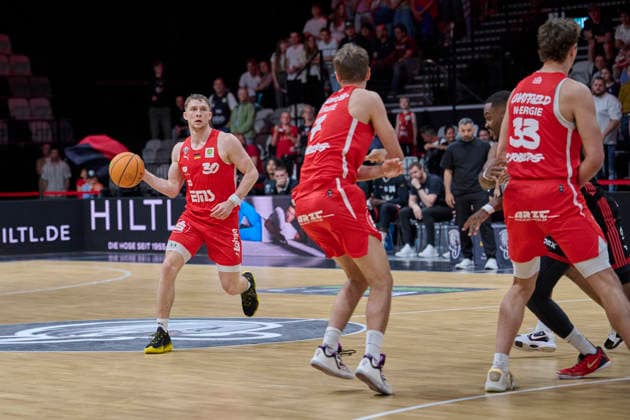 Barmer, BBL2, Nürnberg Falcons BC vs SBB Baskets Wolmirstedt BBL2, Nürnberg Falcons BC vs SBB Baskets Wolmirstedt Nürnberg KIA Metropol Arena Bayern Germany Copyright: xAmerican-Football.Network,x30nullvierxPhotographie,xGerhardxLehnerx