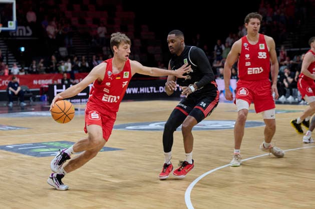 Barmer, BBL2, Nürnberg Falcons BC vs SBB Baskets Wolmirstedt BBL2, Nürnberg Falcons BC vs SBB Baskets Wolmirstedt Nürnberg KIA Metropol Arena Bayern Germany Copyright: xAmerican-Football.Network,x30nullvierxPhotographie,xGerhardxLehnerx