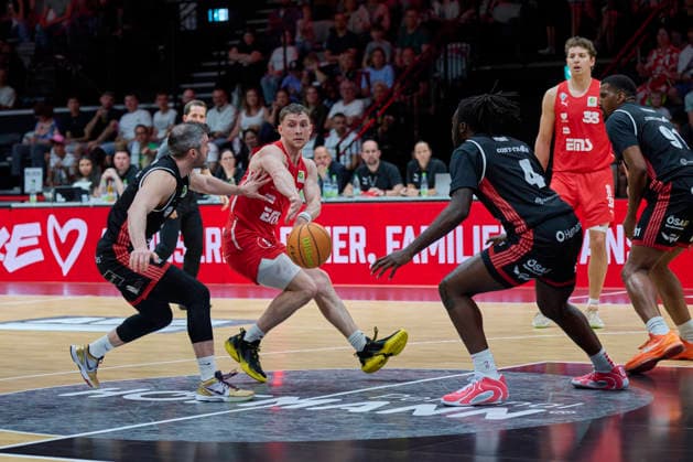 Barmer, BBL2, Nürnberg Falcons BC vs SBB Baskets Wolmirstedt BBL2, Nürnberg Falcons BC vs SBB Baskets Wolmirstedt Nürnberg KIA Metropol Arena Bayern Germany Copyright: xAmerican-Football.Network,x30nullvierxPhotographie,xGerhardxLehnerx