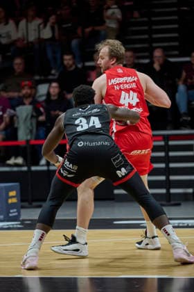 Barmer, BBL2, Nürnberg Falcons BC vs SBB Baskets Wolmirstedt BBL2, Nürnberg Falcons BC vs SBB Baskets Wolmirstedt Nürnberg KIA Metropol Arena Bayern Germany Copyright: xAmerican-Football.Network,x30nullvierxPhotographie,xGerhardxLehnerx