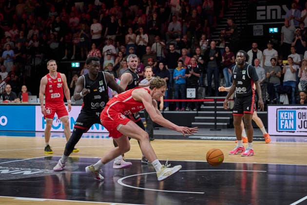 Barmer, BBL2, Nürnberg Falcons BC vs SBB Baskets Wolmirstedt BBL2, Nürnberg Falcons BC vs SBB Baskets Wolmirstedt Nürnberg KIA Metropol Arena Bayern Germany Copyright: xAmerican-Football.Network,x30nullvierxPhotographie,xGerhardxLehnerx