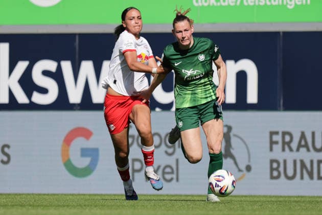 02 05 2026, xgrfx, Soccer Google Pixel Women Bundesliga, VfL Wolfsburg RB Leipzig v l Lisa Baum RB Leipzig , Sarai Linder VfL Wolfsburg DFL DFB REGULATIONS PROHIBIT ANY USE OF PHOTOGRAPHS as IMAGE SEQUENCES and or QUASI VIDEO Wolfsburg