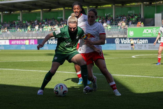 02 05 2026, xgrfx, Soccer Google Pixel Women Bundesliga, VfL Wolfsburg RB Leipzig v l Svenja Huth VfL Wolfsburg , Delice Boboy DFL DFB REGULATIONS PROHIBIT ANY USE OF PHOTOGRAPHS as IMAGE SEQUENCES and or QUASI VIDEO Wolfsburg