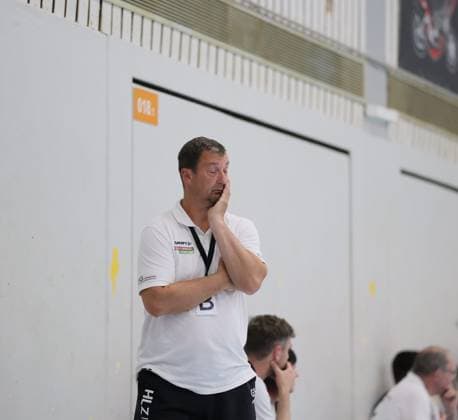 Germany Kelkheim Münster 02 05 2026 Handball Hessen 3 Liga Staffel Süd West Herren 2025 2026 27 Matchday TSG Münster blue HLZ Friesenheim Hochdorf II gray v l Coach Gabriel Schmiedt FRIESENHEIM II Sport TSG Münster HLZ Friesenheim Hochdorf II