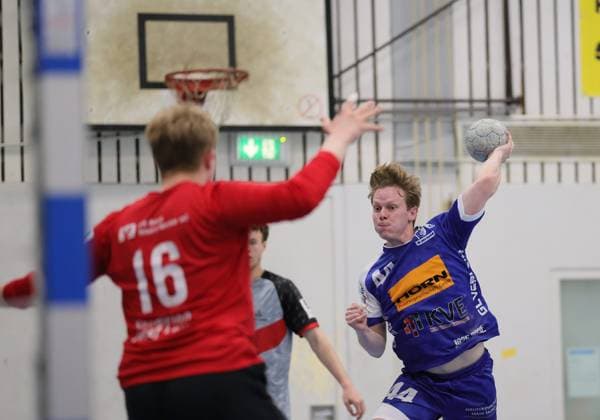 Germany Kelkheim Münster 02 05 2026 Handball Hessen 3 Liga Staffel Süd West Herren 2025 2026 27 Matchday TSG Münster blue HLZ Friesenheim Hochdorf II gray v l Jan Fegert TSG MÜNSTER Nr 44 Sport TSG Münster HLZ Friesenheim Hochdorf II