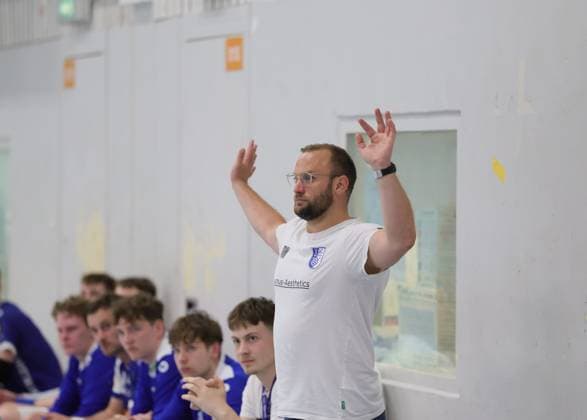 Germany Kelkheim Münster 02 05 2026 Handball Hessen 3 Liga Staffel Süd West Herren 2025 2026 27 Matchday TSG Münster blue HLZ Friesenheim Hochdorf II gray v l Coach Daniel Wernig TSG MÜNSTER Sport TSG Münster HLZ Friesenheim Hochdorf II