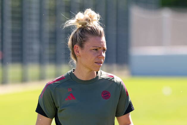 Linda Dallmann FC Bayern Muenchen, 10 at training, Portraet, Portrait, GER, Official final training FC Bayern Muenchen, Football, UEFA Womens Champions League, semi-final, second leg, 2025 2026 season, 02 05 2026, GER, Official final training FC Bayern Muenchen, Football, UEFA Womens Champions League, semi-final, second leg, 2025 2026 season, 02 05 2026 Muenchen Copyright: xEibner-Pressefoto JennixMaulx EP_JML