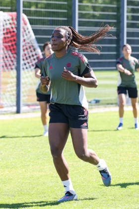 Edna Imade FC Bayern Muenchen, 29 at training, GER, Official final training FC Bayern Muenchen, Football, UEFA Womens Champions League, semi-final, second leg, 2025 2026 season, 02 05 2026, GER, Official final training FC Bayern Muenchen, Football, UEFA Womens Champions League, semi-final, second leg, 2025 2026 season, 02 05 2026 Muenchen Copyright: xEibner-Pressefoto JennixMaulx EP_JML