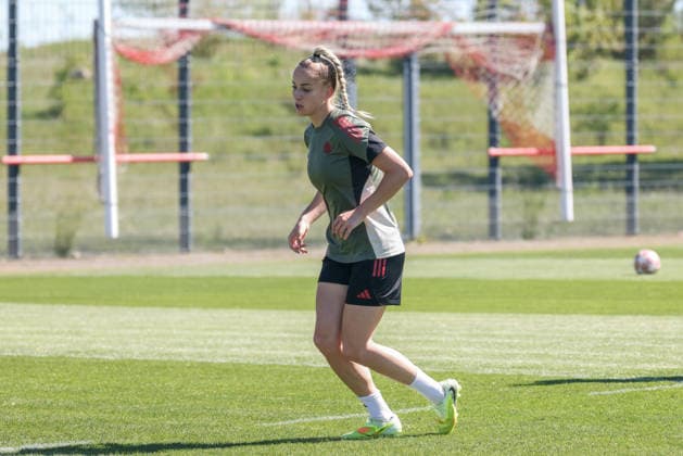 Giulia Gwinn FC Bayern Muenchen, 07 at training, GER, Official final training FC Bayern Muenchen, Football, UEFA Womens Champions League, semi-final, second leg, 2025 2026 season, 02 05 2026, GER, Official final training FC Bayern Muenchen, Football, UEFA Womens Champions League, semi-final, second leg, 2025 2026 season, 02 05 2026 Muenchen Copyright: xEibner-Pressefoto JennixMaulx EP_JML