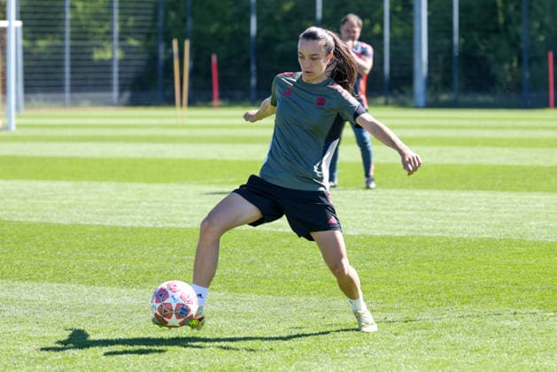 Natalia Padilla Bidas FC Bayern Muenchen, 23 with ball during training, GER, Official final training FC Bayern Muenchen, Football, UEFA Womens Champions League, semi-final, second leg, 2025 2026 season, 02 05 2026, GER, Official final training FC Bayern Muenchen, Football, UEFA Womens Champions League, semi-final, second leg, 2025 2026 season, 02 05 2026 Muenchen Copyright: xEibner-Pressefoto JennixMaulx EP_JML