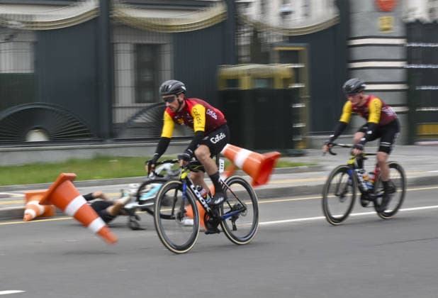 61st Presidential Cycling Tour of Turkiye ANKARA, TURKIYE - MAY 3: A cyclist gets injured during the eighth stage of the Presidential Cycling Tour of Turkiye 2026 (TUR 2026) on the Ankara-Ankara route in Ankara, Turkiye, on May 3, 2026. The race, held for the 61st time, is included in the Union Cycliste Internationale (UCI) Europe Tour calendar and is Turkiye’s only event in the ProSeries category. Utku Ucrak Anadolu Ankara Turkey. Editorial use only. Please get in touch for any other usage.  Copyright: x2026xAnadoluxUtkuxUcrakx