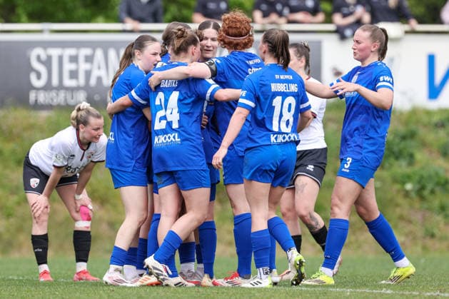SV Meppen players with goal celebration, cheering, jubilant, optimistic, match scene, highlight, joy about the 3-0 goal, THE DFB REGULATIONS PROHIBIT ANY USE OF PHOTOGRAPHS AS IMAGE SEQUENCES AND OR QUASI VIDEO , 03 05 2026, Meppen Germany , Football, 2 Womens Bundesliga, SV Meppen FC Ingolstadt 04 xobx