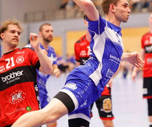 02 05 2026 Handball Oberliga Männer 2025 2026 SG Arheilgen HSG Rodgau Nieder Roden II 36 29 v li Lars Spanheimer 21 Rodgau Florian Brüll 11 SGA Darmstadt Hessen Germany