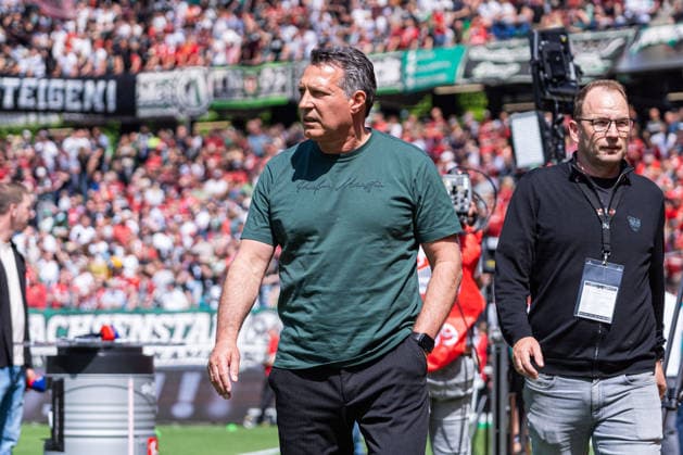 Hannover, Germany 03 May 2026 2 BL 2025 2026 Sp 32 Hannover 96 vs Preußen Münster In picture Coach Alois Schwartz PRM DFL DFB regulations prohibit any use of photographs as image sequences and or quasi video Heinz von Heiden Arena Niedersachsen Copyright: xFotostandx xKruczynskix