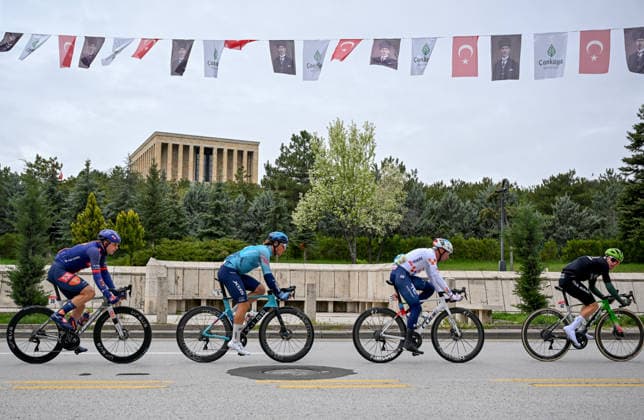 61st Presidential Cycling Tour of Turkiye ANKARA, TURKIYE - MAY 3: Cyclists pass by Anitkabir, the mausoleum of Turkish Republic s Founder Mustafa Kemal Ataturk, during the eighth stage of the Presidential Cycling Tour of Turkiye 2026 (TUR 2026) on the Ankara-Ankara route in Ankara, Turkiye, on May 3, 2026. The race, held for the 61st time, is included in the Union Cycliste Internationale (UCI) Europe Tour calendar and is Turkiye’s only event in the ProSeries category. Rasit Aydogan Anadolu Ankara Turkey. Editorial use only. Please get in touch for any other usage.  Copyright: x2026xAnadoluxRasitxAydoganx