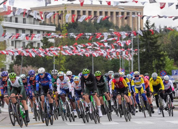 61st Presidential Cycling Tour of Turkiye ANKARA, TURKIYE - MAY 3: Cyclists compete during the eighth stage of the Presidential Cycling Tour of Turkiye 2026 (TUR 2026) on the Ankara-Ankara route in Ankara, Turkiye, on May 3, 2026. The race, held for the 61st time, is included in the Union Cycliste Internationale (UCI) Europe Tour calendar and is Turkiye’s only event in the ProSeries category. Evrim Aydin Anadolu Ankara Turkey. Editorial use only. Please get in touch for any other usage.  Copyright: x2026xAnadoluxEvrimxAydinx