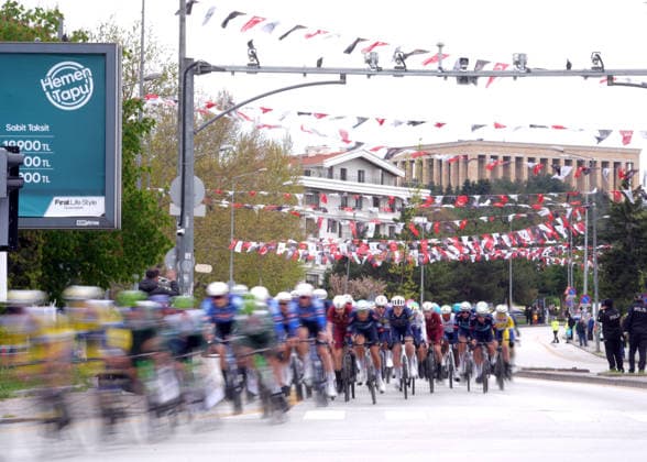 61st Presidential Cycling Tour of Turkiye ANKARA, TURKIYE - MAY 3: Cyclists compete during the eighth stage of the Presidential Cycling Tour of Turkiye 2026 (TUR 2026) on the Ankara-Ankara route in Ankara, Turkiye, on May 3, 2026. The race, held for the 61st time, is included in the Union Cycliste Internationale (UCI) Europe Tour calendar and is Turkiye’s only event in the ProSeries category. Evrim Aydin Anadolu Ankara Turkey. Editorial use only. Please get in touch for any other usage.  Copyright: x2026xAnadoluxEvrimxAydinx