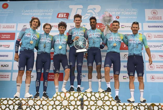 61st Presidential Cycling Tour of Turkiye ANKARA, TURKIYE - MAY 3: Athletes who ranked receive their prizes in the eighth stage of the Presidential Cycling Tour of Turkiye 2026 (TUR 2026) on the Ankara-Ankara route in Ankara, Turkiye, on May 3, 2026. The race, held for the 61st time, is included in the Union Cycliste Internationale (UCI) Europe Tour calendar and is Turkiye’s only event in the ProSeries category. Utku Ucrak Anadolu Ankara Turkey. Editorial use only. Please get in touch for any other usage.  Copyright: x2026xAnadoluxUtkuxUcrakx