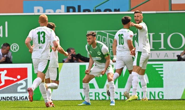 03 05 2026 Soccer Season 2025 2026 2 Soccer Bundesliga Derby Frankenderby 32 Matchday SpVgg Greuther Fürth Kleeblatt 1 FC Nürnberg FCN Club Sportfoto Zink MeZi xmexzix DFL regulations prohibit any use of photographs as image sequences and or quasi video only for editorial use Torjubel Jubel Freude nach Treffer Tor Torschuß zum 1 0 durch Noel Futkeu 9, SpVgg Greuther Fürth
