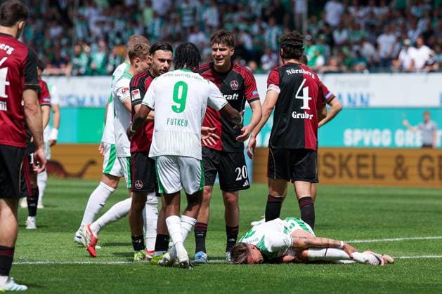 Scuffle, commotion after a hard foul on Felix Klaus 30 Spvgg Greuther Fuerth , who is lying on the ground, SpVgg Greuther Fuerth vs 1 FC Nuernberg, Football, Men, 2 Bundesliga, DFL, Season 2025 2026, 32 Matchday, Second round, 03 05 2026 DFB regulations prohibit any use of photographs as image sequences and or quasi video Fuerth Bayern Germany Copyright: xkolbert-press MartinxAgüerax
