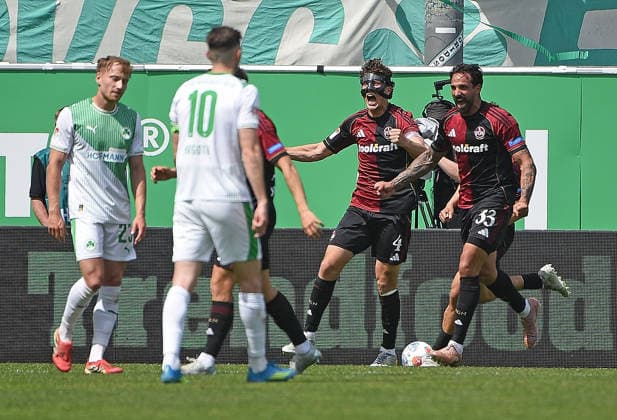 03 05 2026, xhbx, Fußball 2 Bundesliga, SpVgg Greuther Fuerth 1 FC Nuremberg v l Torjubel, Goal celebration, celebrate the goal 1 1 durch Fabio Gruber 1 FC Nuernberg DFL DFB REGULATIONS PROHIBIT ANY USE OF PHOTOGRAPHS as IMAGE SEQUENCES and or QUASI VIDEO Fuerth