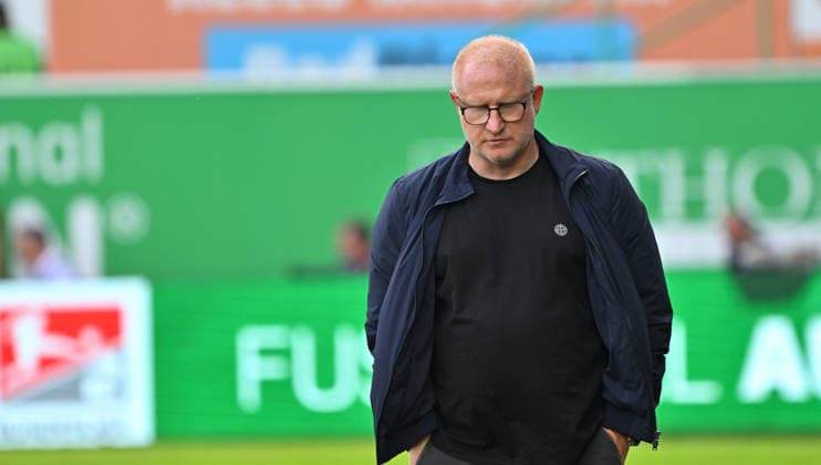 03 05 2026 Soccer Season 2025 2026 2 Soccer Bundesliga Derby Frankenderby 32 Matchday SpVgg Greuther Fürth Kleeblatt 1 FC Nürnberg FCN Club Sportfoto Zink MeZi xmexzix DFL regulations prohibit any use of photographs as image sequences and or quasi video only for editorial use Heiko Vogel Trainer SpVgg Greuther Fürth disappointed Disappointment