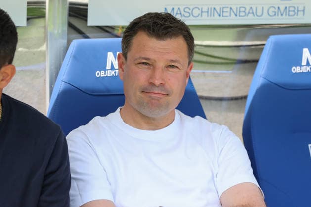 03 05 2026, xgox, Fußball 2 Bundesliga 1 FC Magdeburg Hertha BSC Berlin emspor, v l Benjamin Weber Hertha, Sportdirektor DFL DFB REGULATIONS PROHIBIT ANY USE OF PHOTOGRAPHS as IMAGE SEQUENCES and or QUASI VIDEO Magdeburg