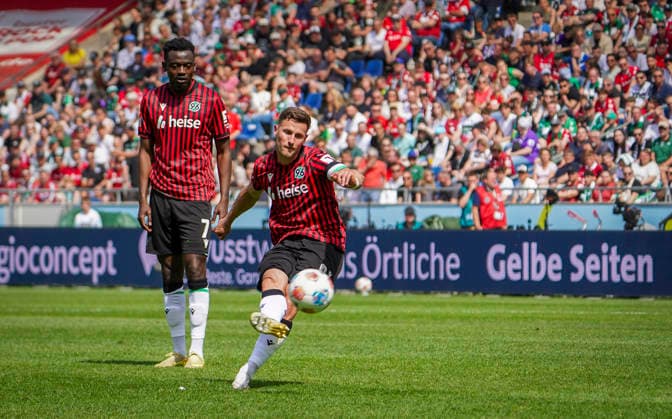 Germany Soccer 2 Bundesliga 2025 2026, Matchday 32 Hannover 96 vs Preußen Münster Heinz von Heiden Arena Stadion Hannover Enzo Leopold Hannover 96, 8 Mustapha Bundu Hannover 96, 7 Hannover Copyright: xAymanxAlahmedx